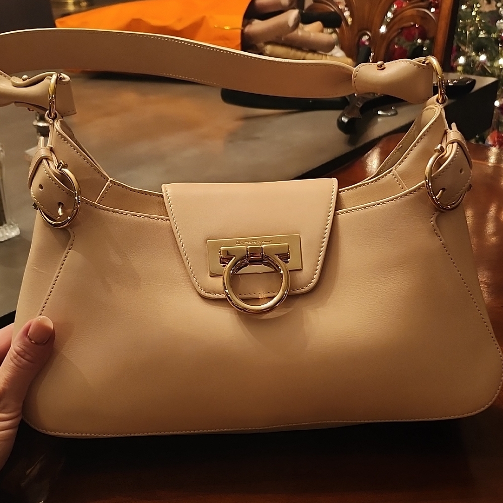 Salvatore Ferragamo Nude Bag
